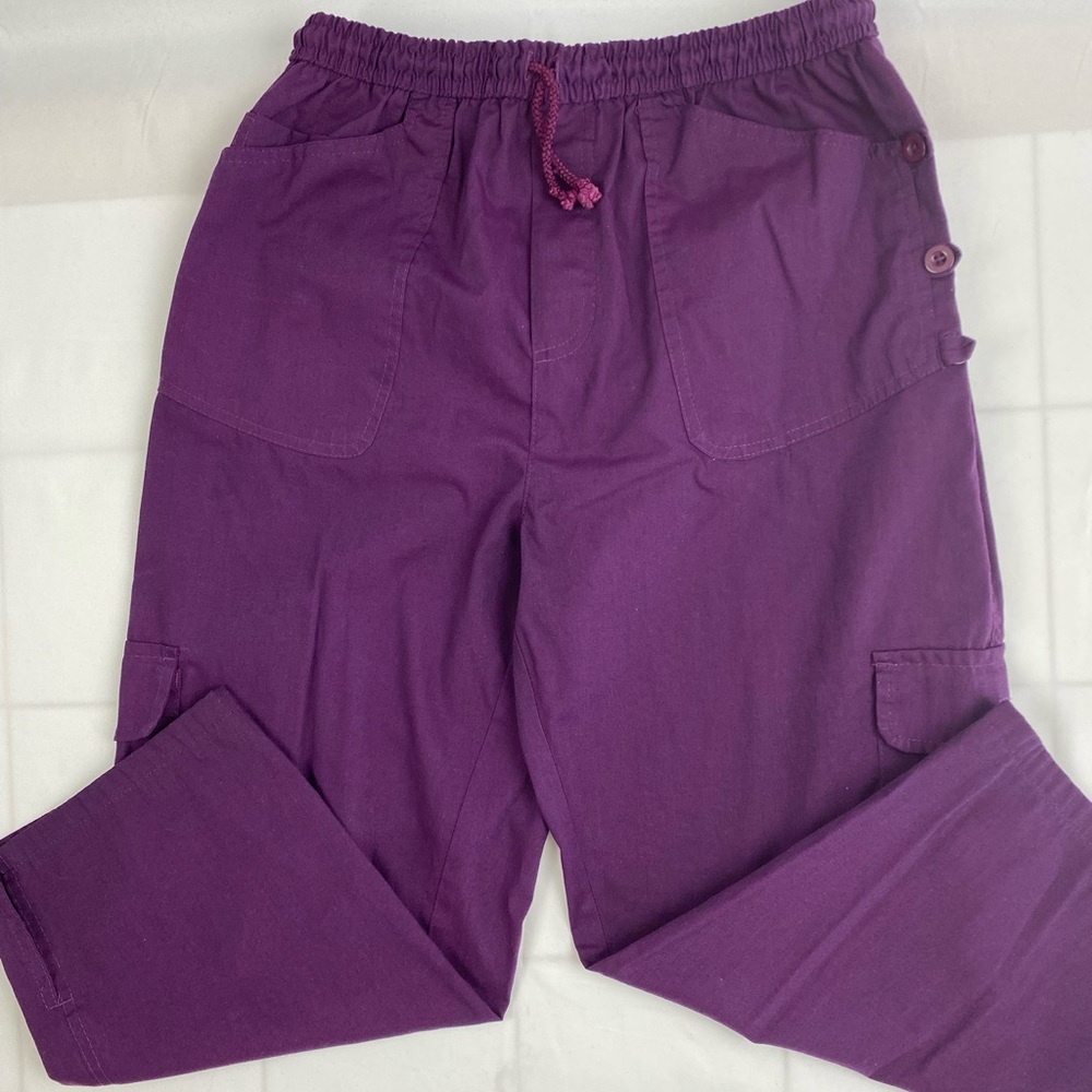 SHERLY Uniforms- Scrub. Capri. Maroon. Medium. Elastic. Front/Side Pockets.